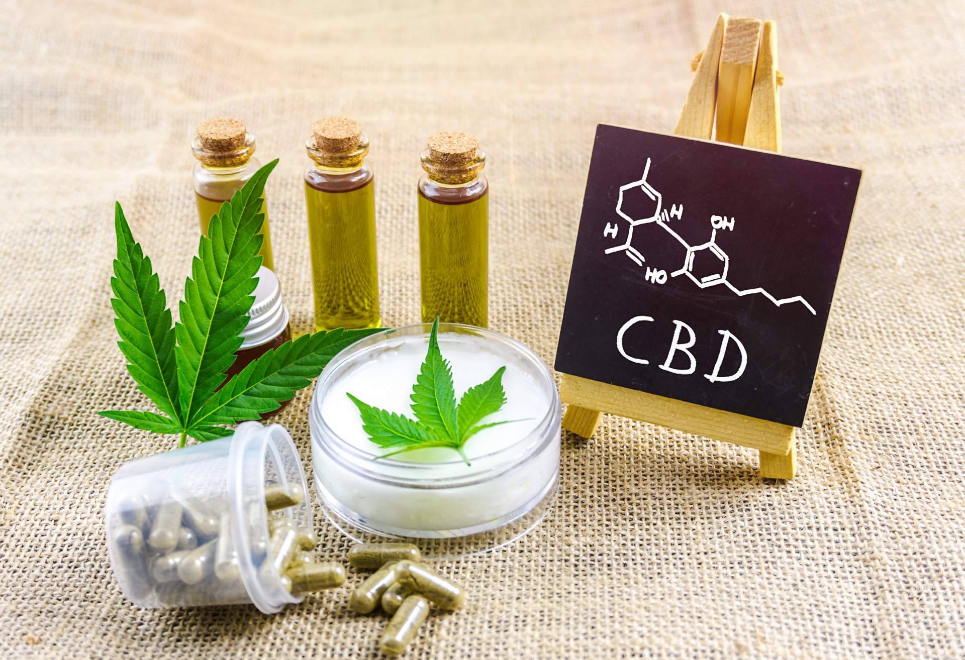 Las propiedades naturales del CBD para aliviar artrosis, por Widimi