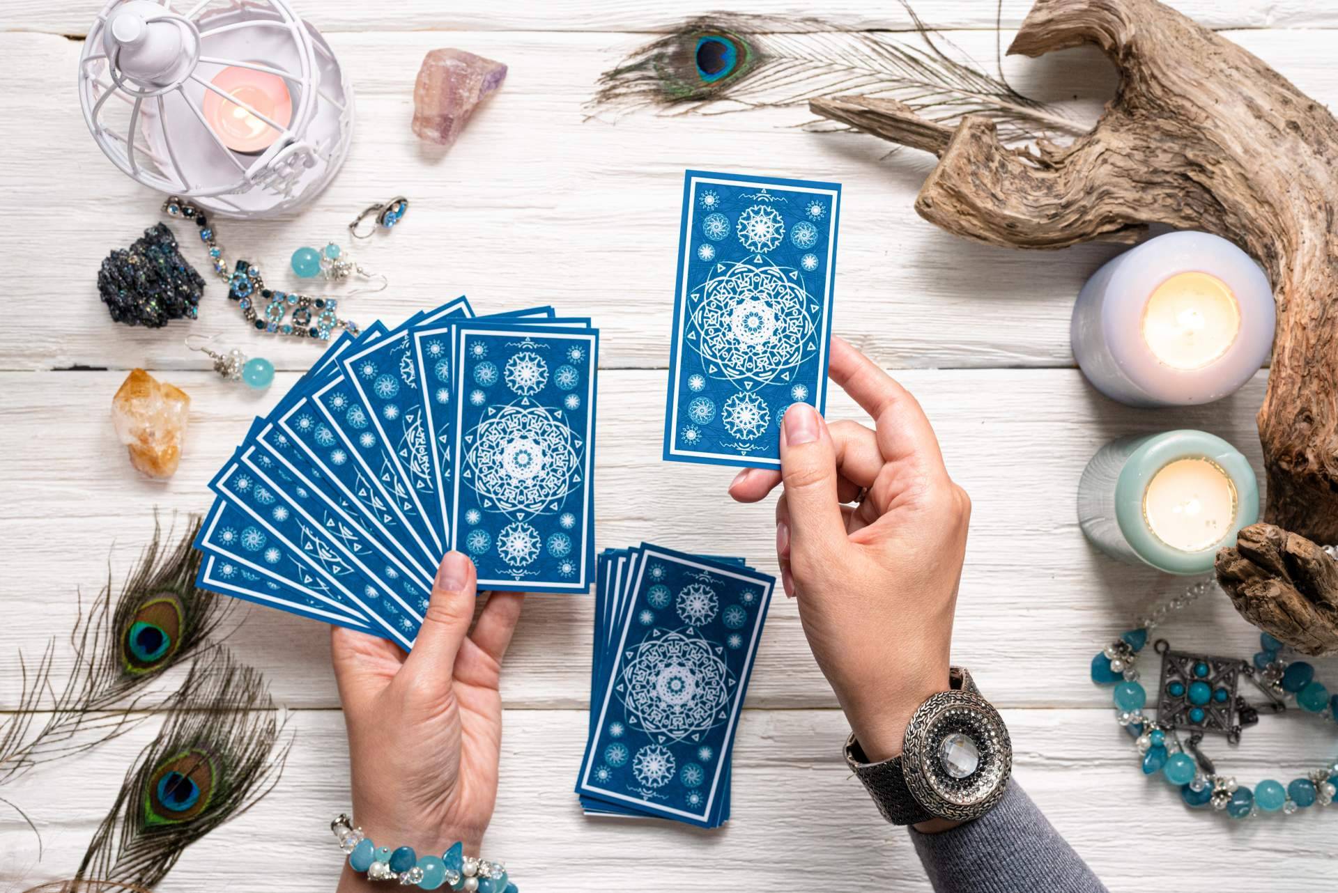 ¿Por qué es tan exitoso el tarot fiable de la vidente española Tarot Visa?