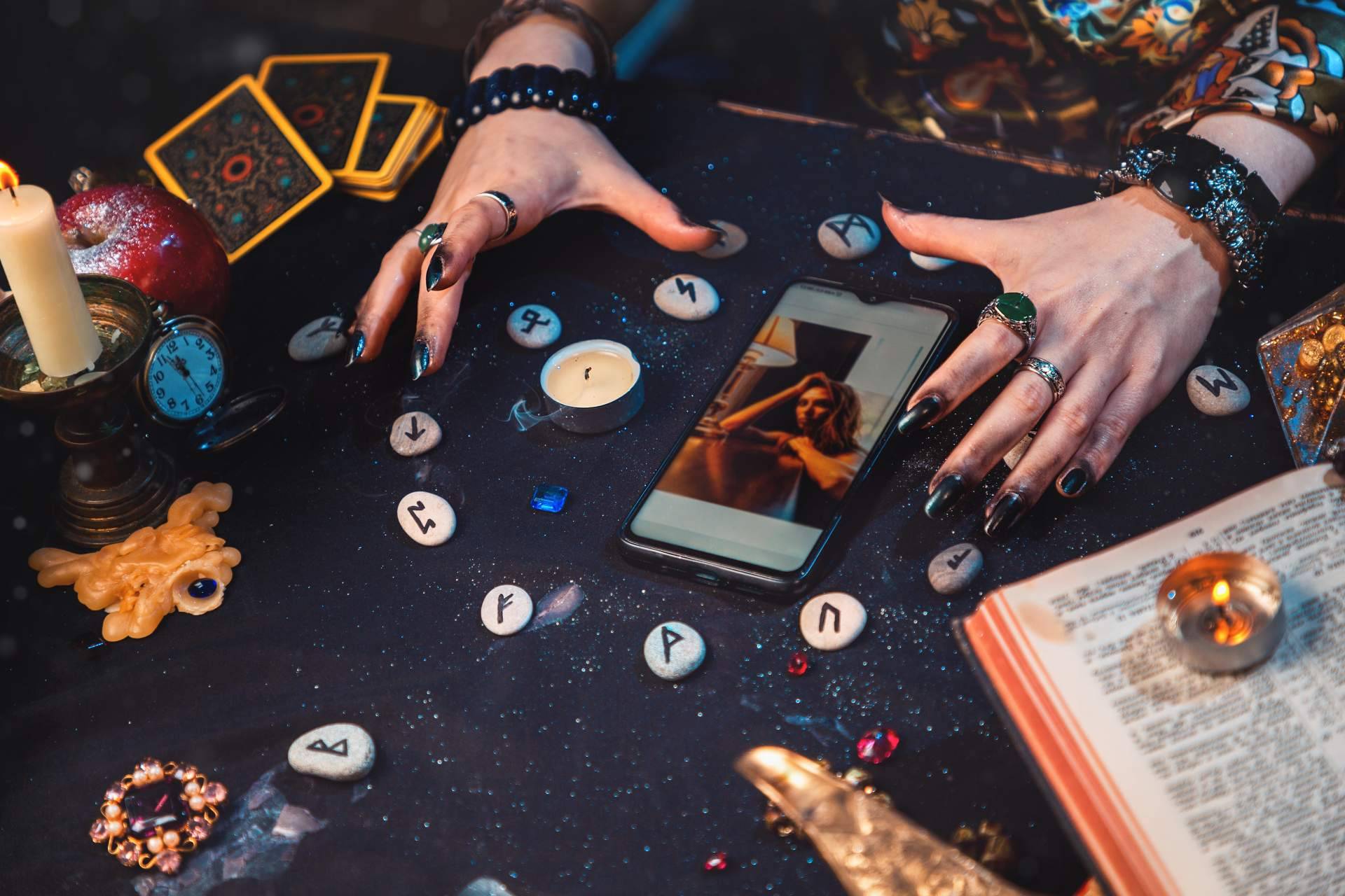 Universo del Tarot: Tarot del Amor Verdadero