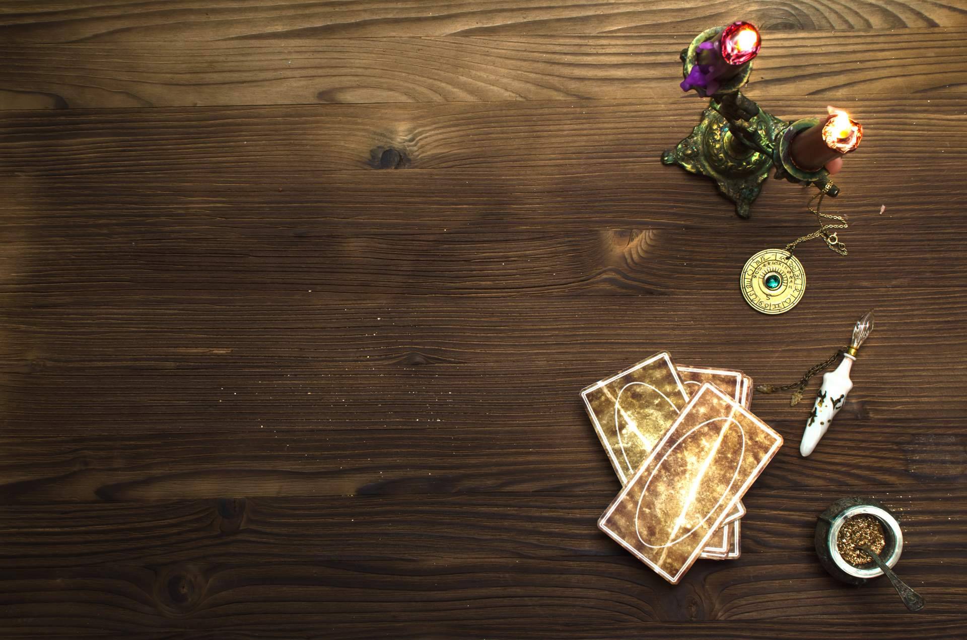 Videntes profesionales y expertas en el tarot amor en Buenas Videntes