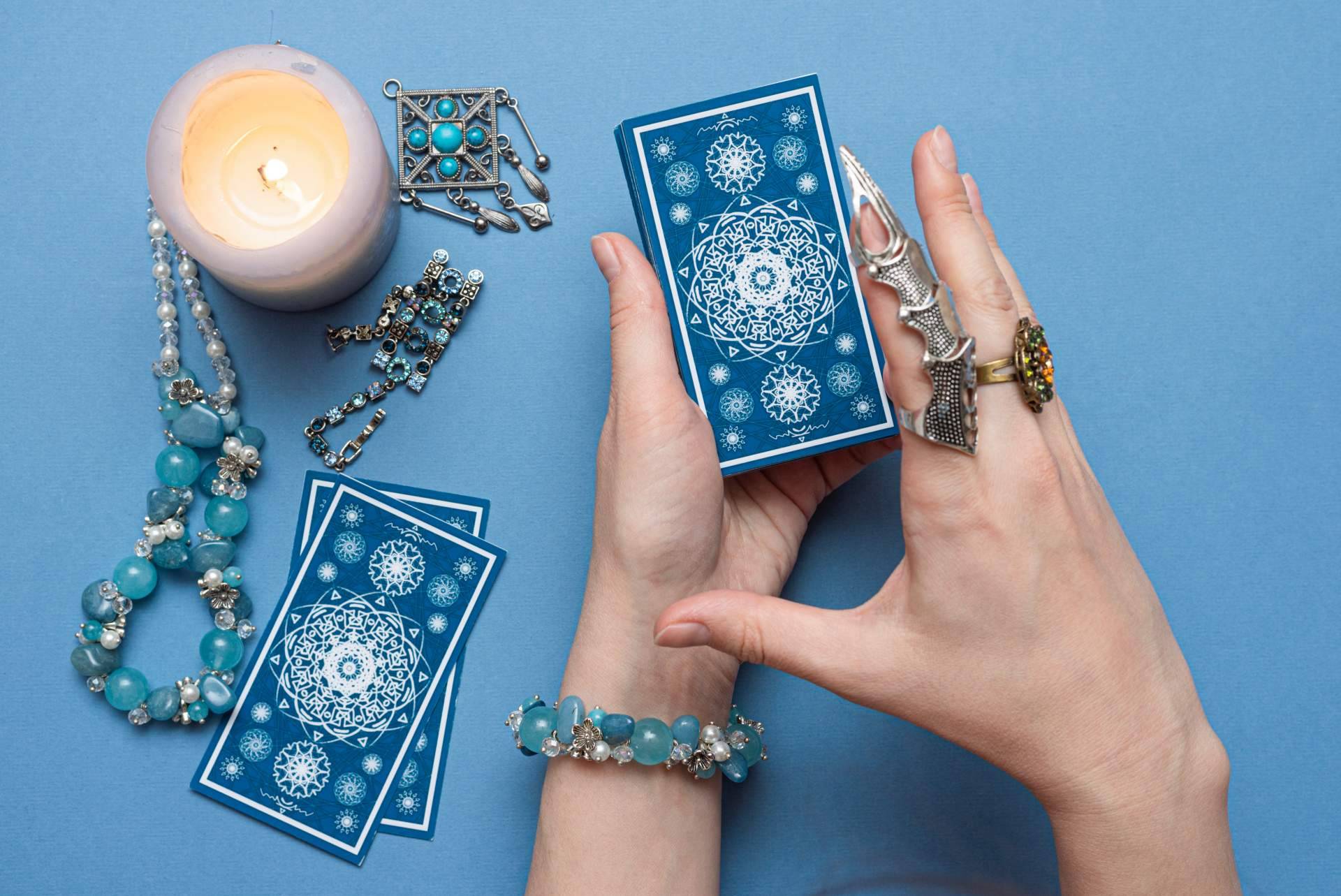 Tarot de Luz María, el servicio de videncia y aciertos sobre el futuro