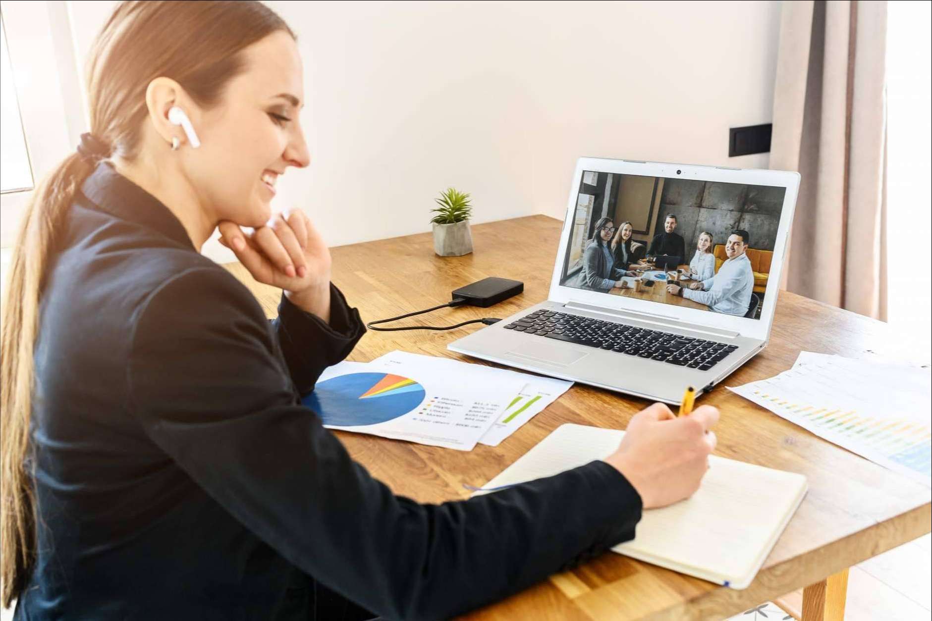 Essens ofrece una opción de trabajo desde casa perfecta para tener ingresos extra