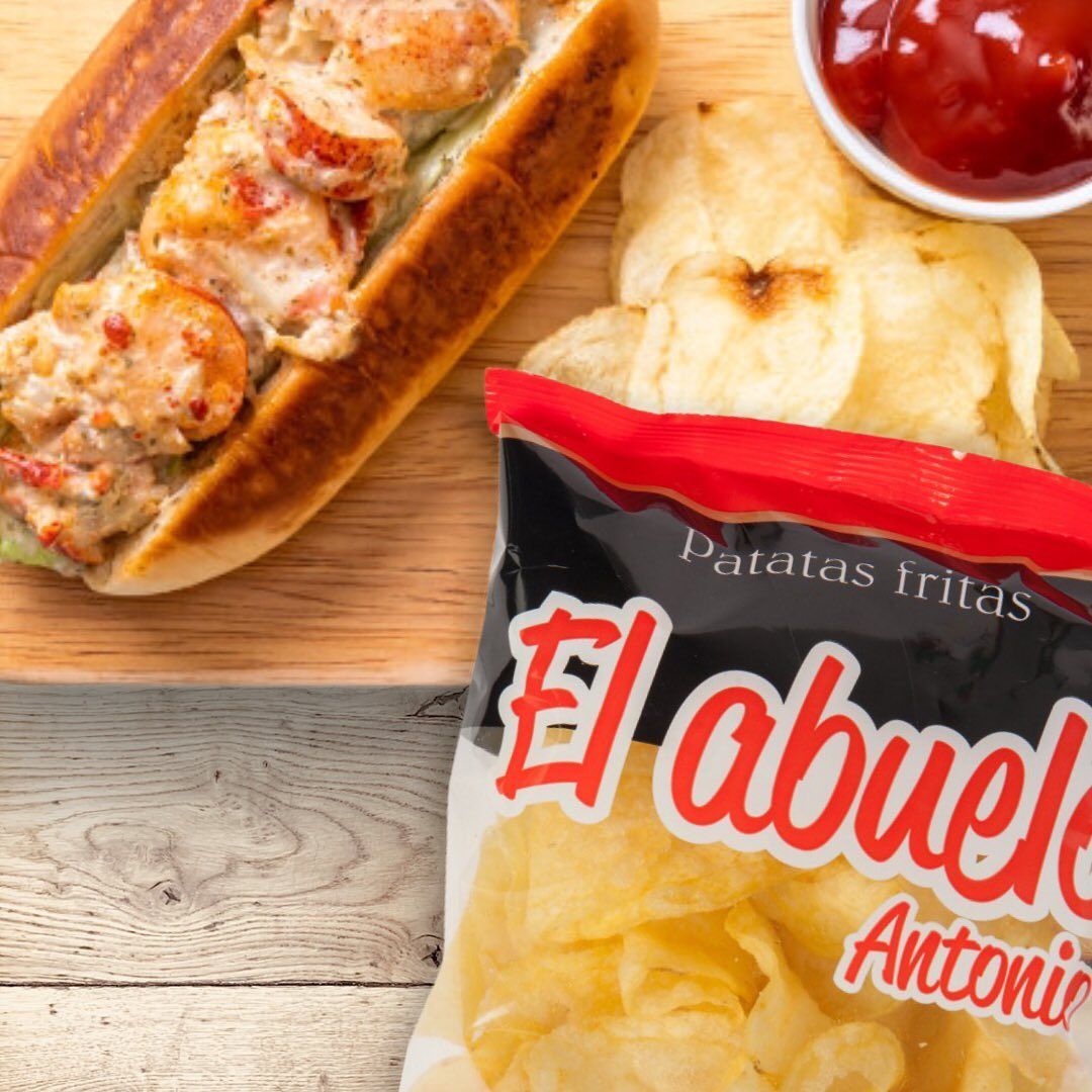 "El Abuelo Antonio", la gama de patatas más caseras de Productos Monti, se cocina en perol