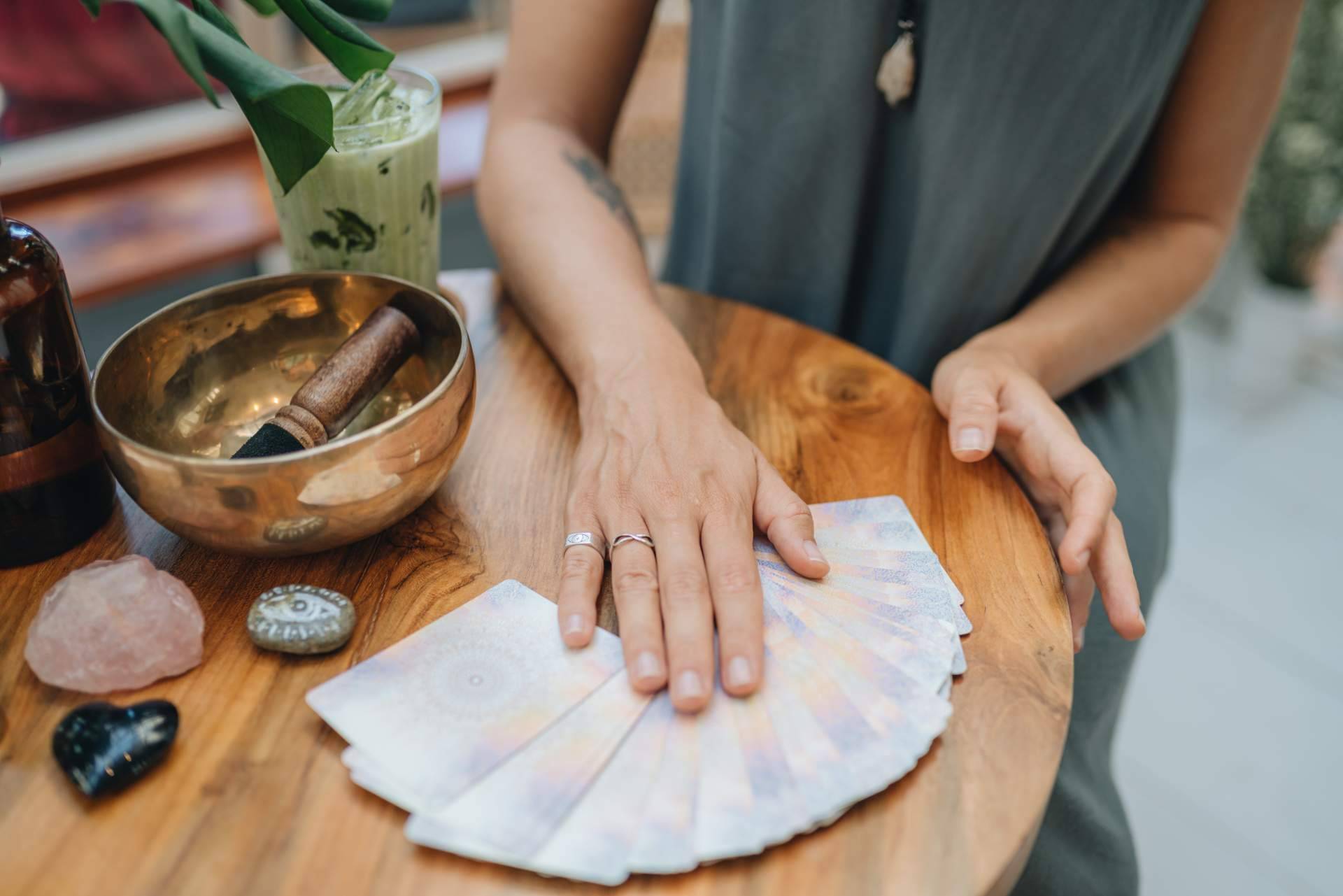 Respuestas claras sobre el amor gracias al tarot de Alicia Caballero