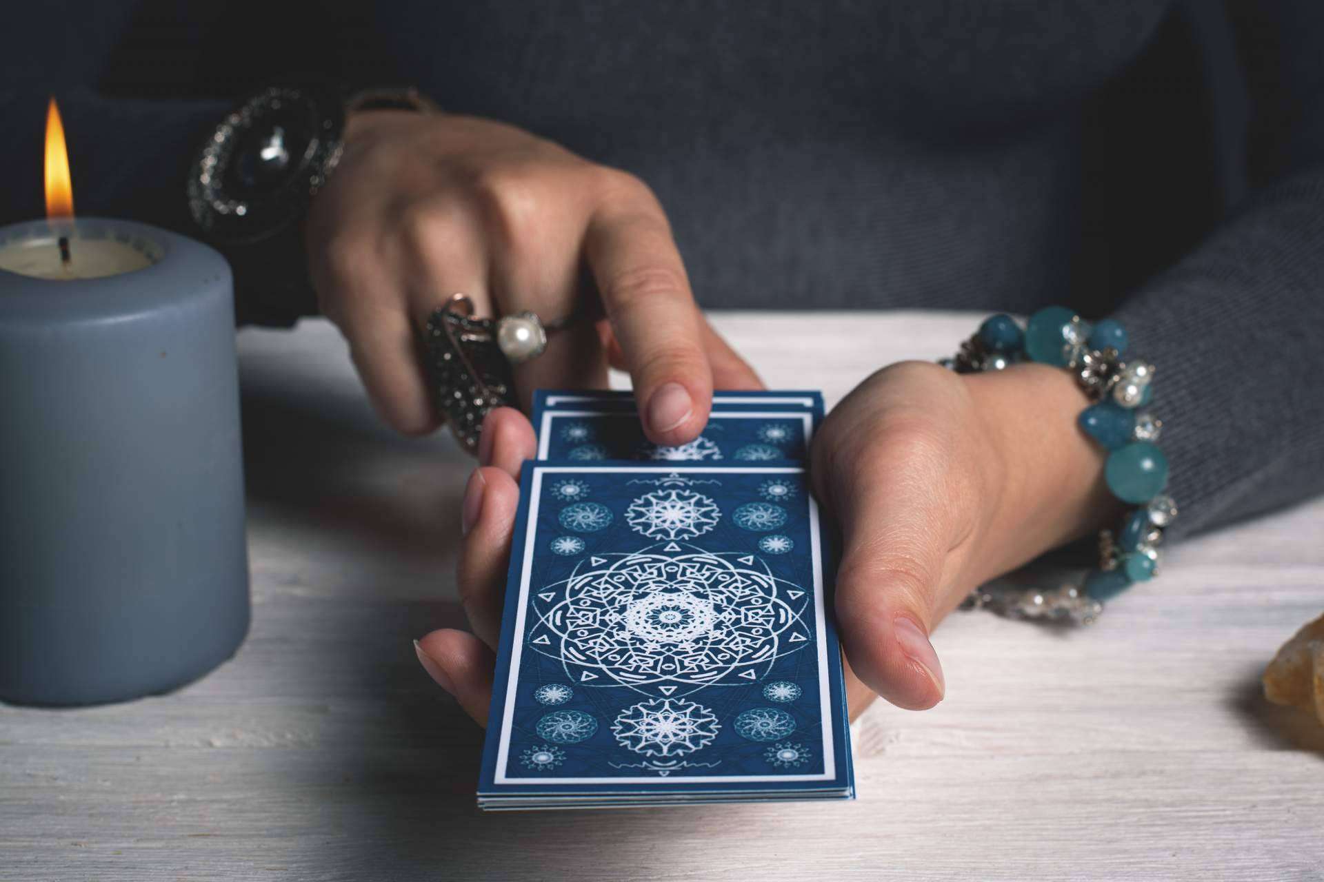 El tarot salud de Magicolom, ¿qué beneficios aporta?