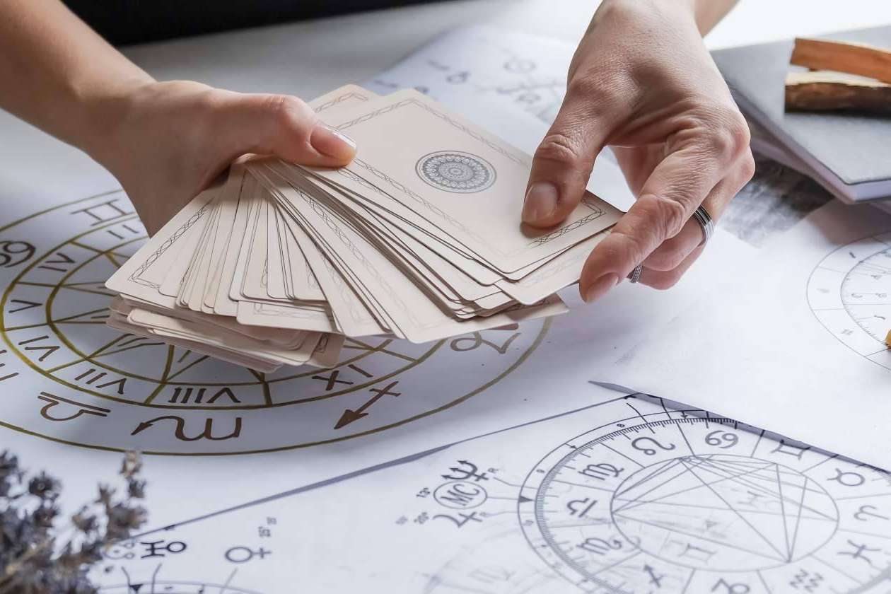 Curso de tarot de la mano de La Casa del Tarot y Videncia