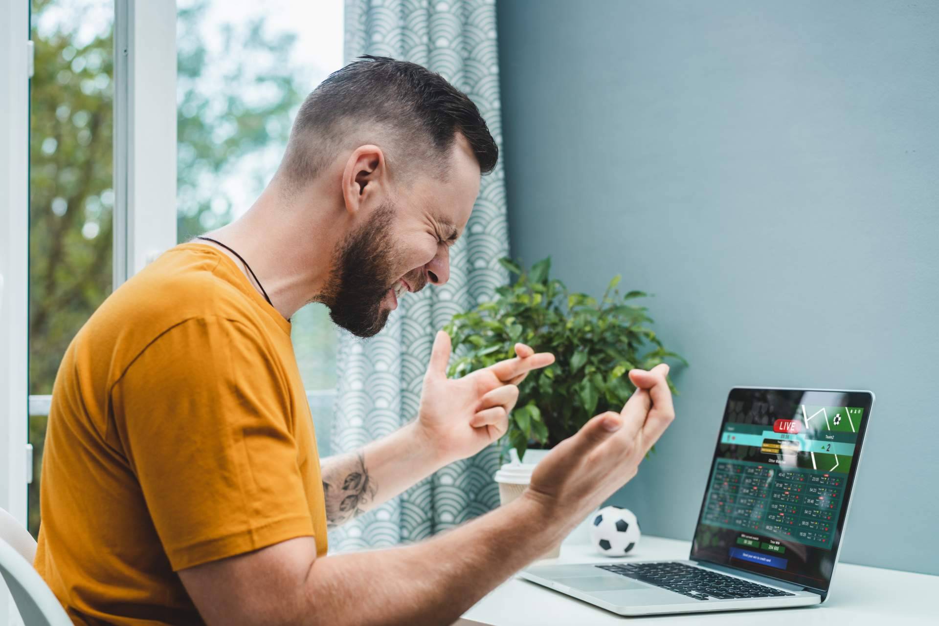 Curso de Robin Sure para aprender sobre surebets, sistemas ganadores en apuestas
